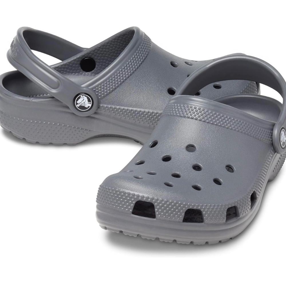 NWT Crocs Kids' Classic Clog Size J3 Gray